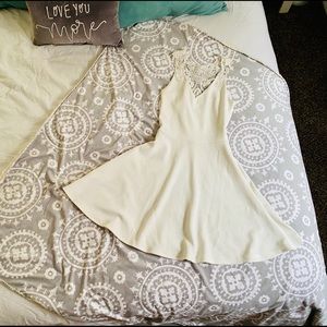 🟣 Laced Halter Dress 🟣